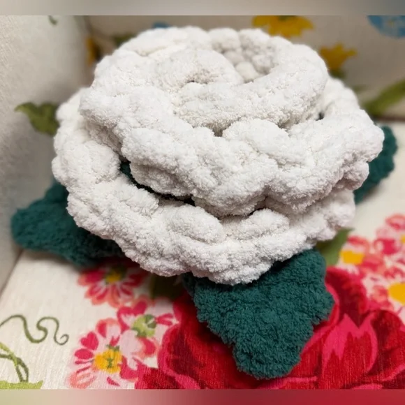 Handmade Hand Crafted Knit ivory Rose Valentine’s Day Gift - Picture 2 of 5